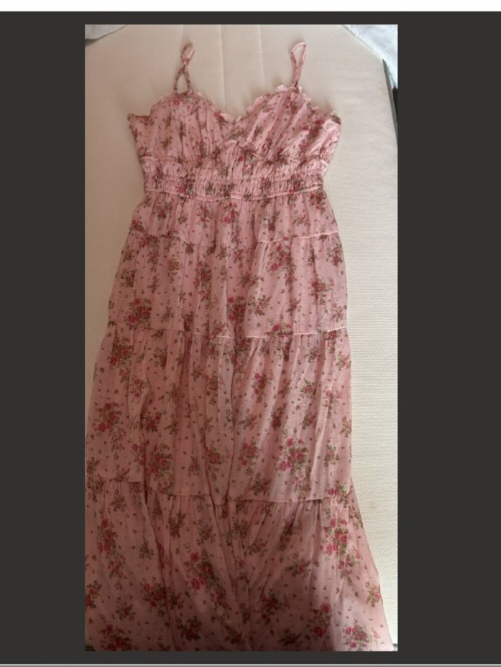 Francesca's Brianna Ruched Floral Midi Dress Pink Size S